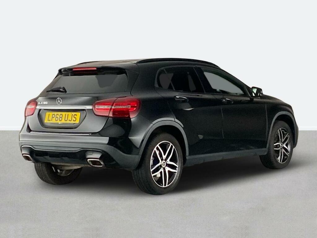 Mercedes-Benz GLA Class Gla 180 Urban Edition LP68UJS Black #3