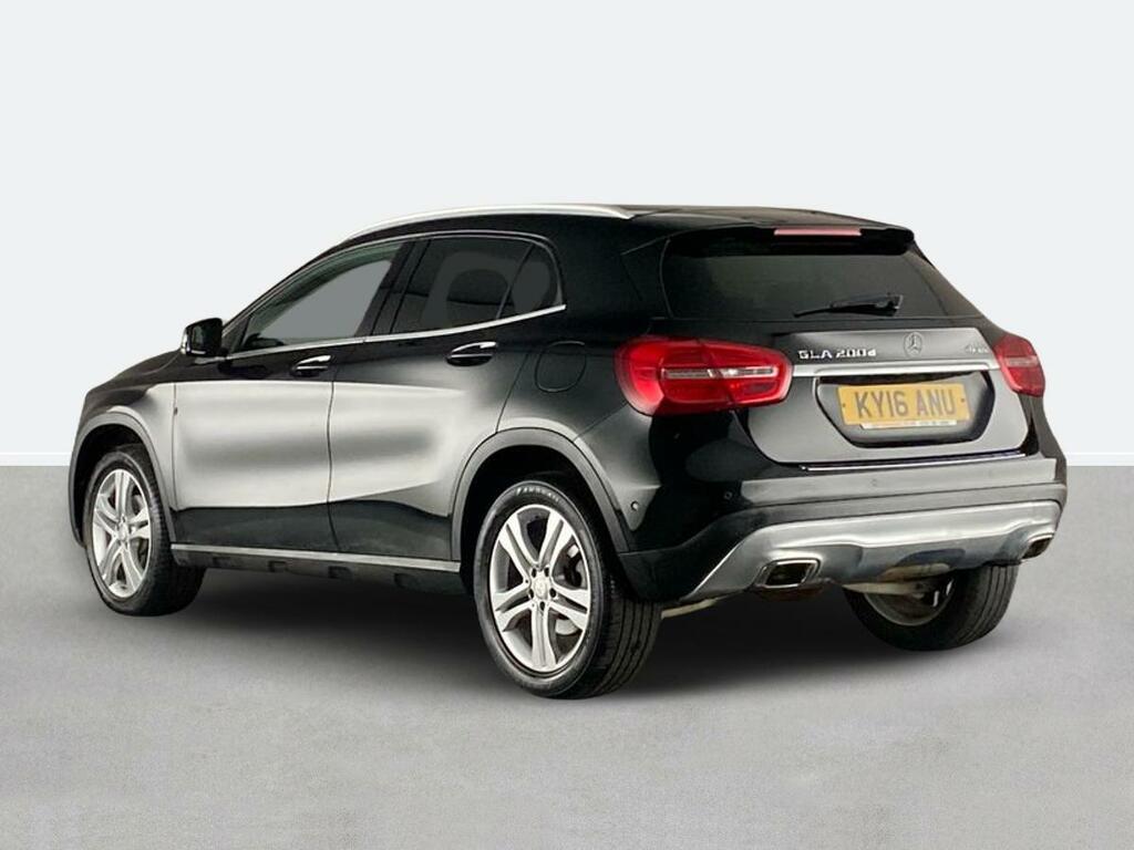 Mercedes-Benz GLA Class Gla 200D 4Matic Sport Premium Black #5