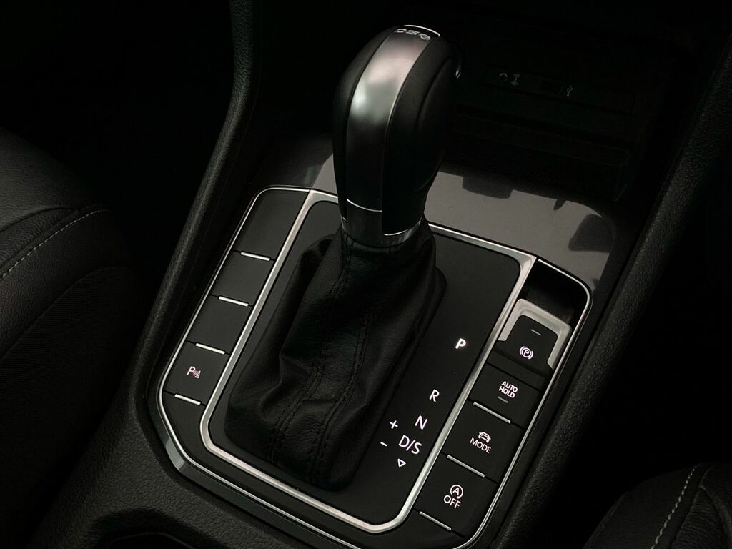 Volkswagen Golf SV 2018 Volkswagen Golf Sv Se Navigation 1.5 Tsi 130 Red #20