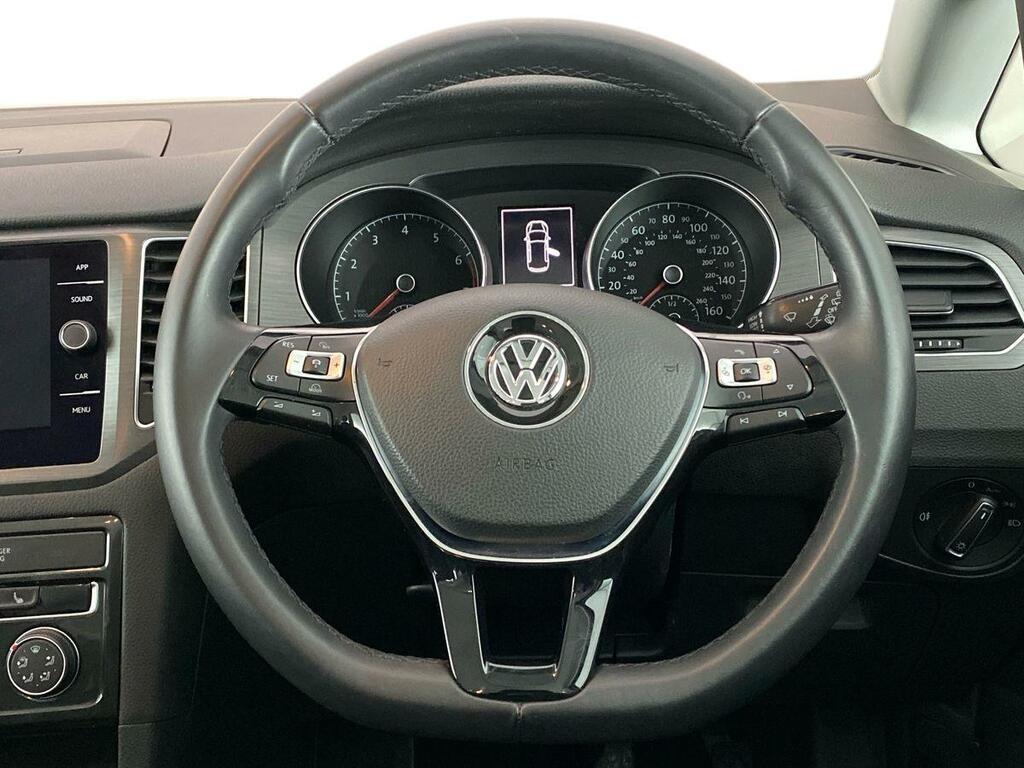 Volkswagen Golf SV 2018 Volkswagen Golf Sv Se Navigation 1.5 Tsi 130 Red #11