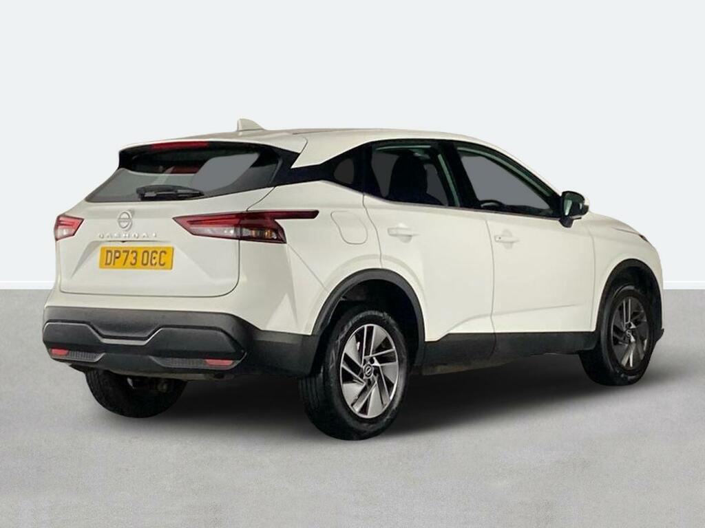 Nissan Qashqai 1.3 Dig-t Mh 158 Acenta Premium Xtronic DP73OCC White #3
