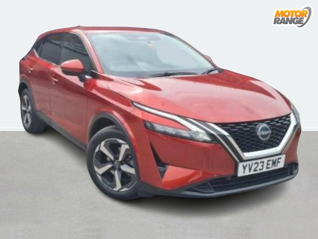 Nissan Qashqai 1.3 Dig-t Mh 158 N-connecta Xtronic Red
