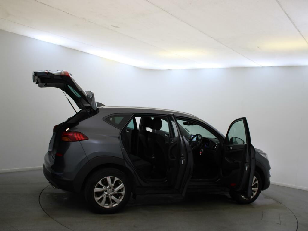 Hyundai Tucson  Grey #35