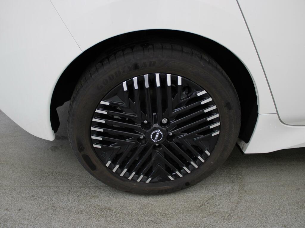 Nissan Leaf 39Kwh Tekna Hatchback 150 Ps Grey #42
