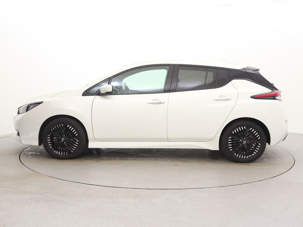 Nissan Leaf 110Kw N-connecta 39Kwh Propilot Pack White #4