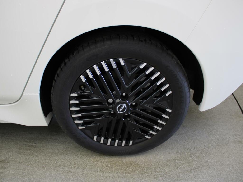 Nissan Leaf 39Kwh Tekna Hatchback 150 Ps Grey #43