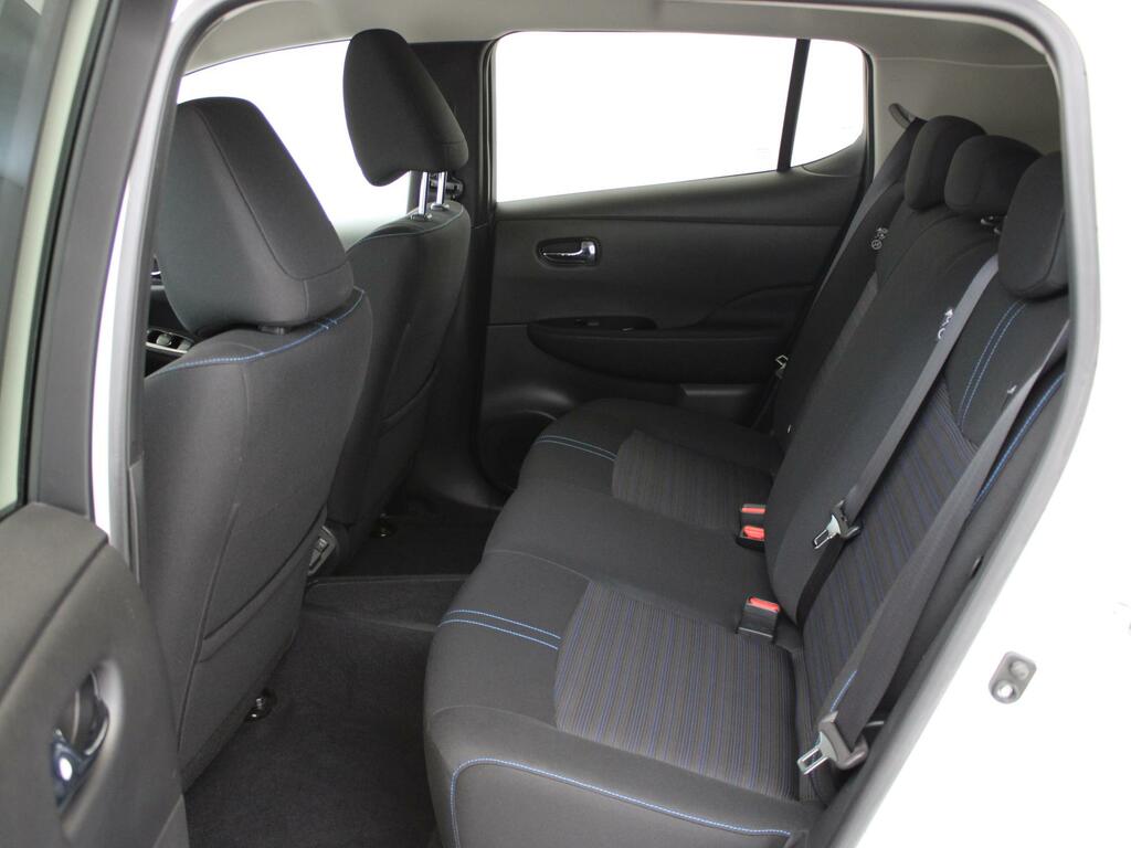 Nissan Leaf 39Kwh Tekna Hatchback 150 Ps Grey #11