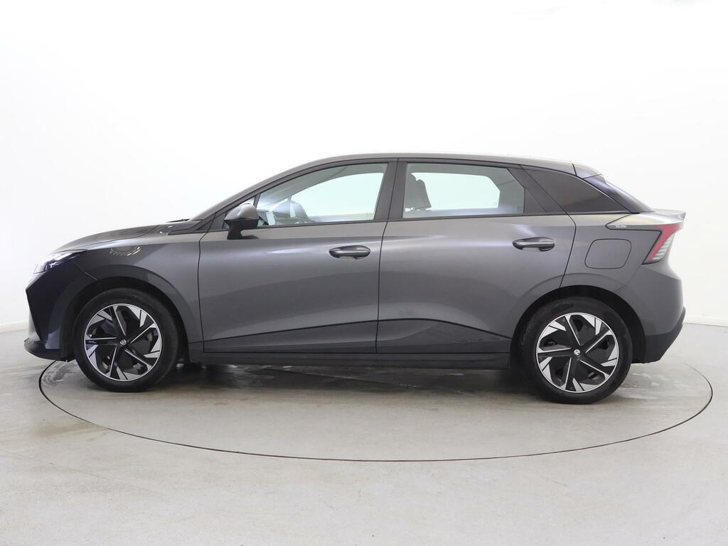 MG MG4 150Kw Trophy Long Range 64Kwh White #4