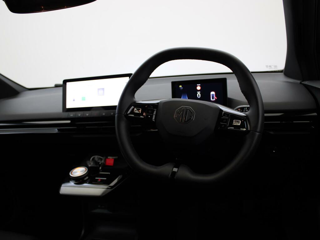 MG MG4 150Kw Trophy Long Range 64Kwh White #15