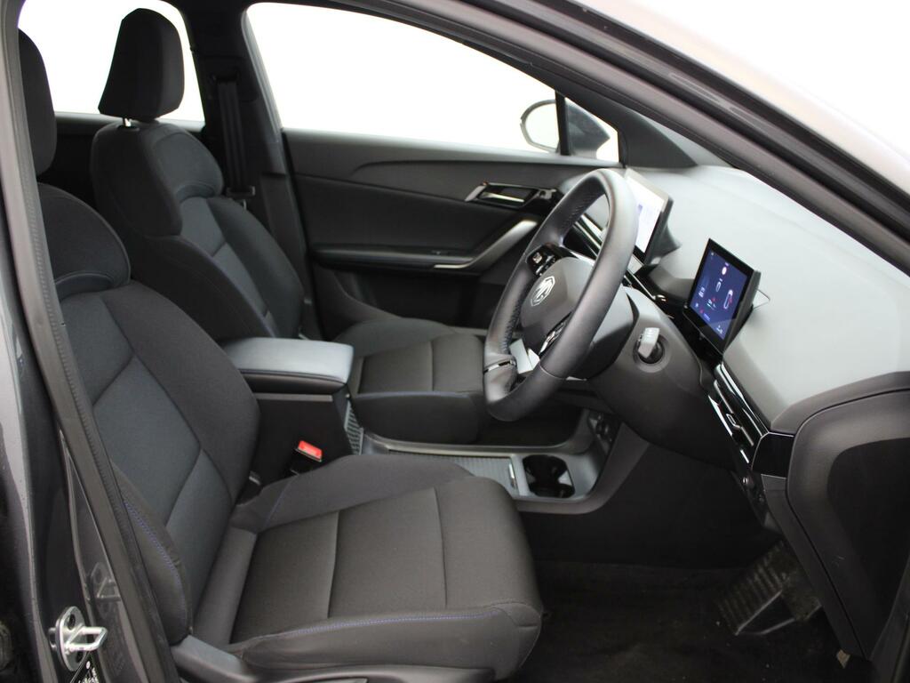 MG MG4 150Kw Trophy Long Range 64Kwh White #9