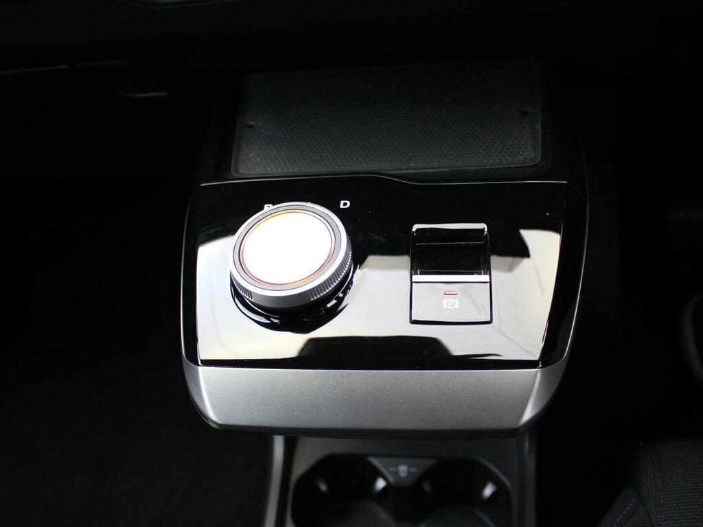 MG MG4 150Kw Trophy Long Range 64Kwh White #24
