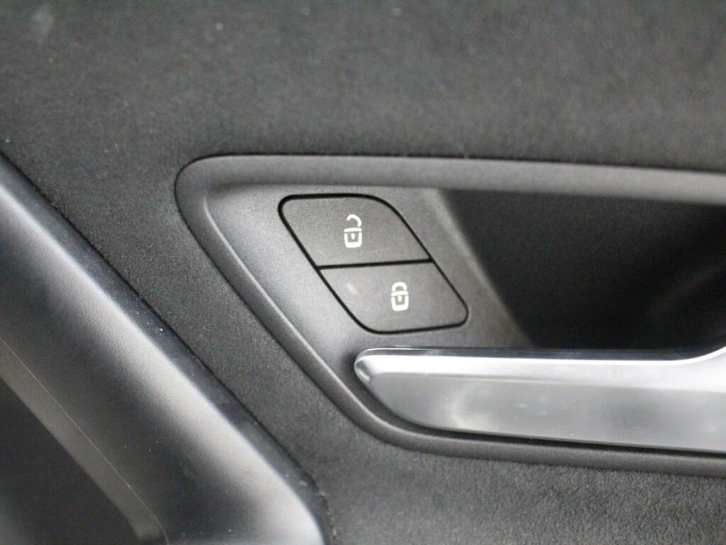 Mercedes-Benz A Class 1.3 A250e 15.6Kwh Amg Silver #33