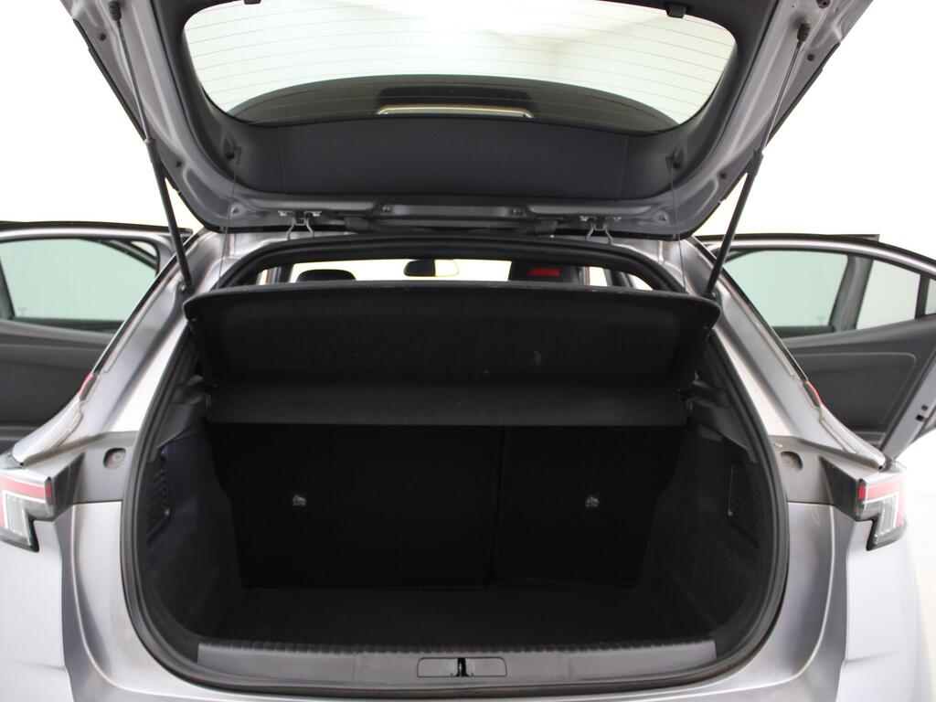 Vauxhall Mokka Hatchback Red #32