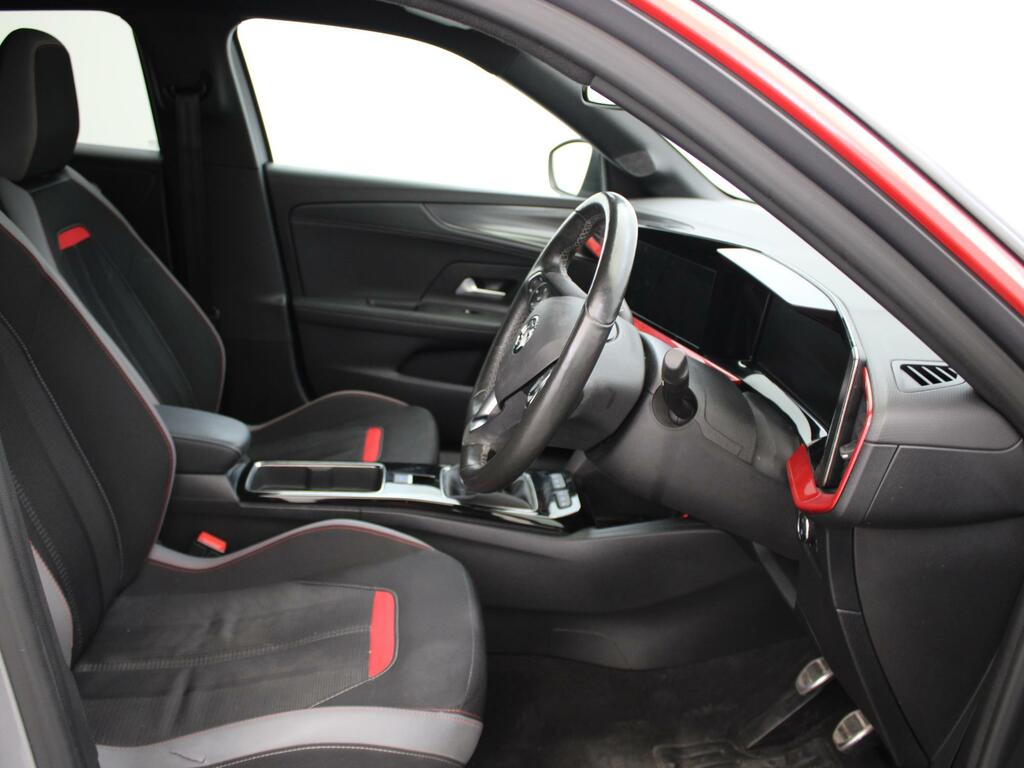 Vauxhall Mokka Hatchback Red #9