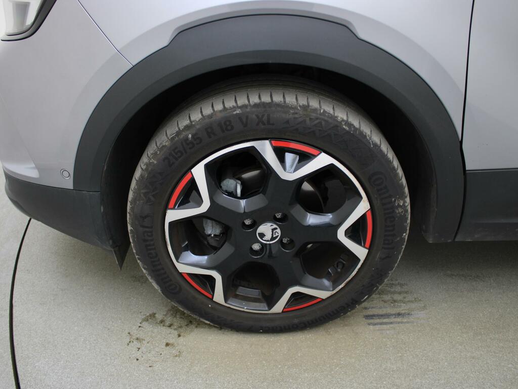 Vauxhall Mokka Hatchback Red #38
