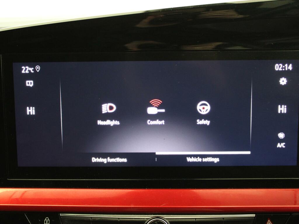 Vauxhall Mokka Hatchback Red #16