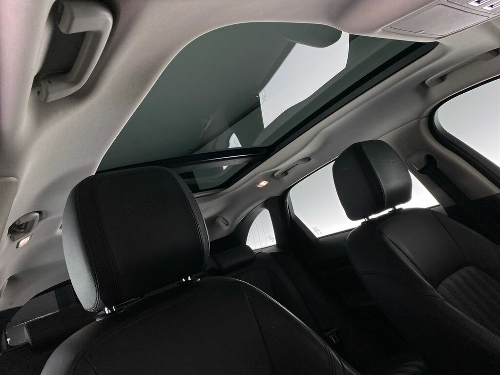 Jaguar F-Pace Green #13
