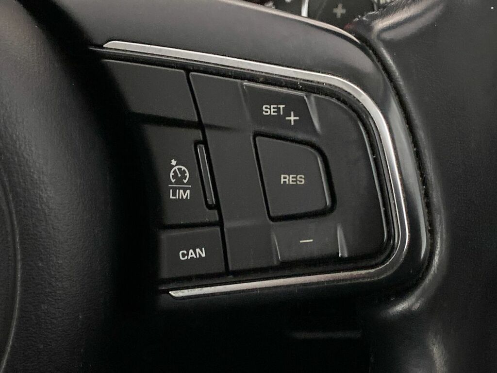 Jaguar F-Pace Green #18