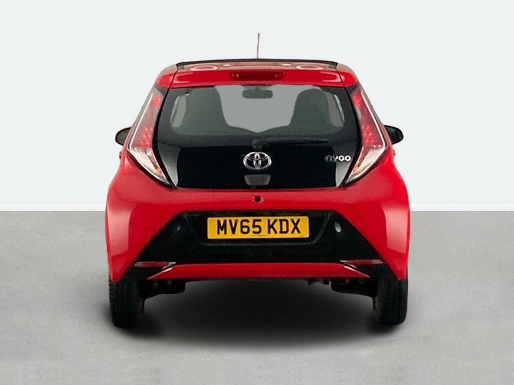 Toyota Aygo 1.0 Vvt-i X-pression Red #4