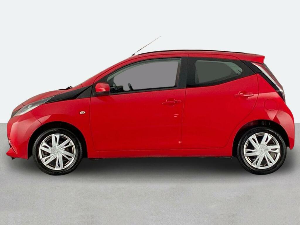 Toyota Aygo 1.0 Vvt-i X-pression Red #6
