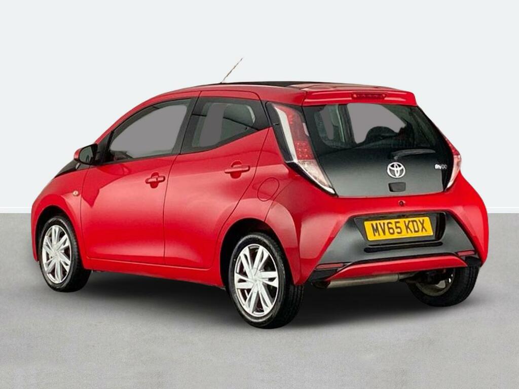Toyota Aygo 1.0 Vvt-i X-pression Red #5
