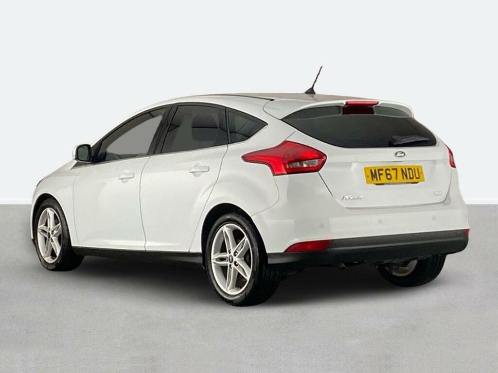 Ford Focus 1.0 Ecoboost 125 Zetec Edition MF67NDU White #5