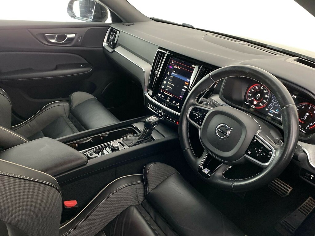 Volvo S60 Inscription Plus Red #8