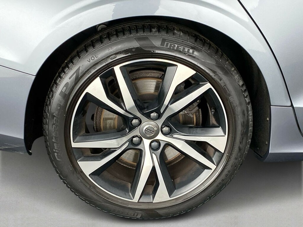 Volvo S60 Inscription Plus Red #35