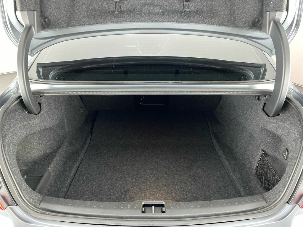 Volvo S60 Inscription Plus Red #28