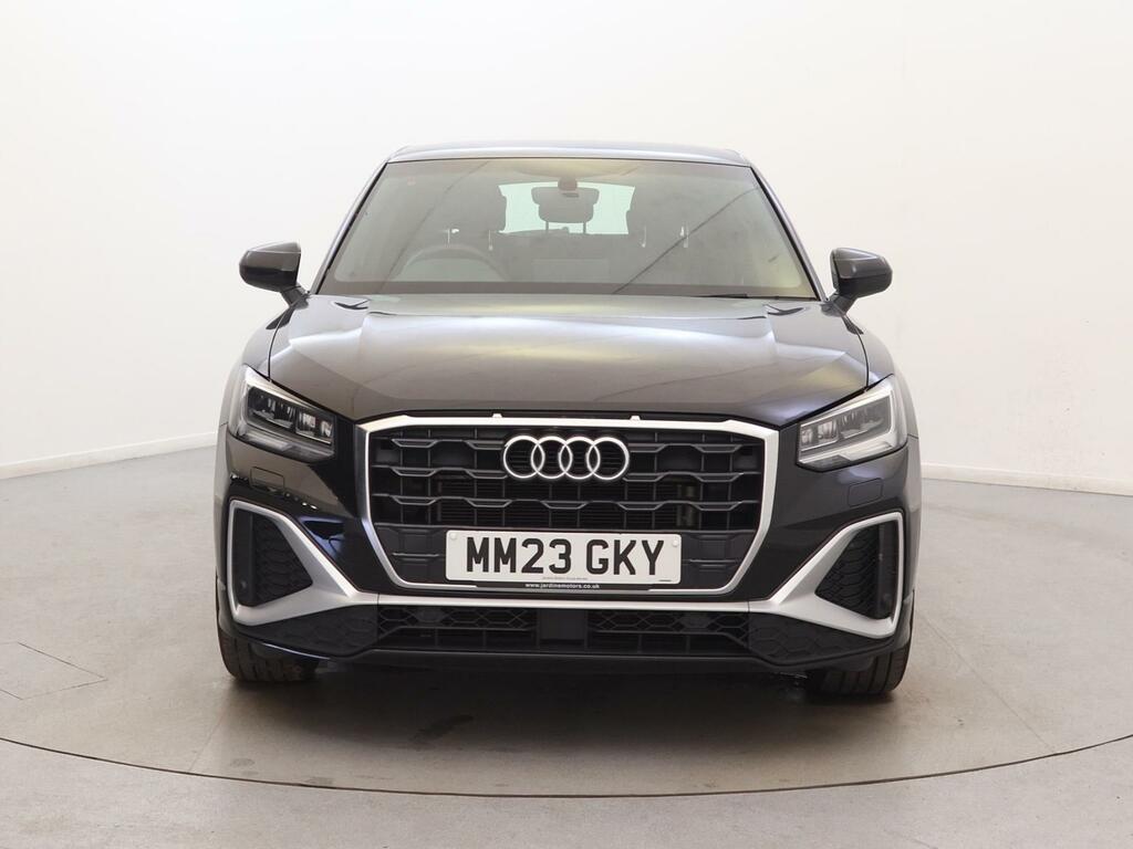Audi Q2 35 Tfsi S Line S Tronic Black #2