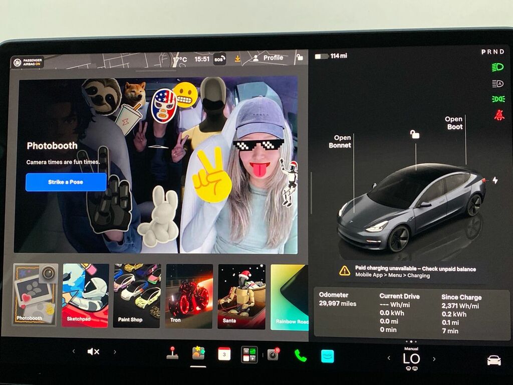Tesla Model 3 2022 Dual Motor Long Range Saloon A White #18