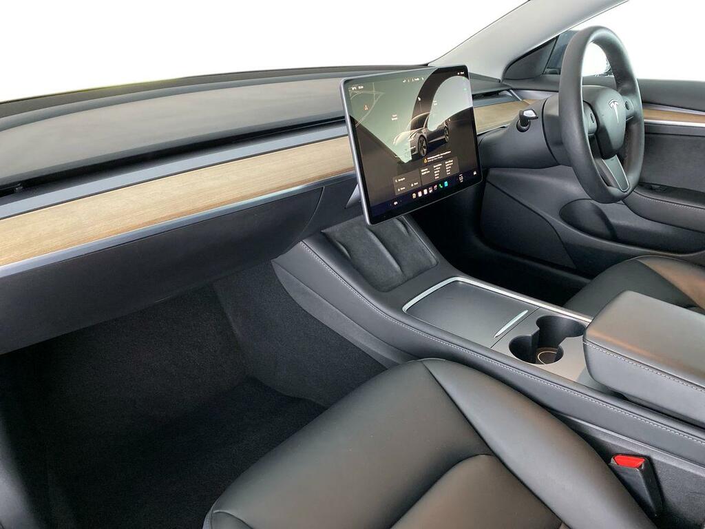 Tesla Model 3 2022 Dual Motor Long Range Saloon A White #14