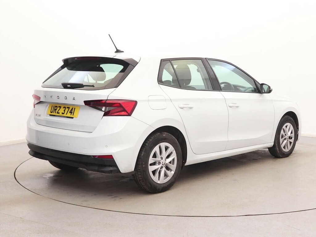 Skoda Fabia 1.0 Tsi 110 Se Comfort White #5