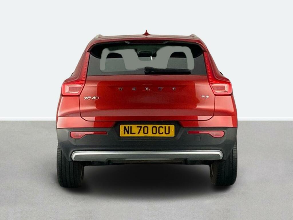 Volvo XC40 1.5 T3 163 Momentum NL70OCU Red #4