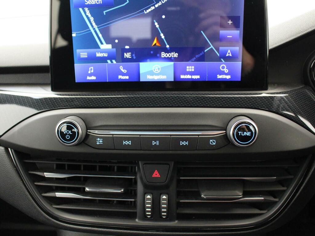 Ford Focus 1.0 Ecoboost Hybrid Mhev 125 Titanium Edition Black #22