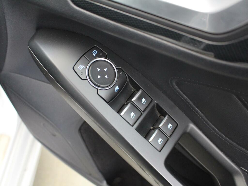 Ford Focus 1.0 Ecoboost Hybrid Mhev 125 Titanium Edition Black #32
