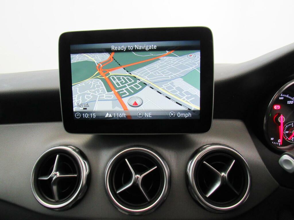 Mercedes-Benz GLA Class Gla 200 Amg Line D Grey #17