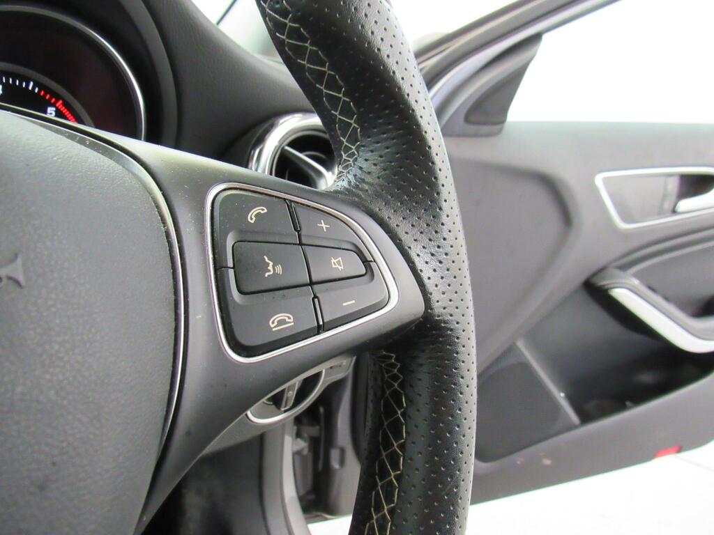 Mercedes-Benz GLA Class Gla 200 Amg Line D Grey #20
