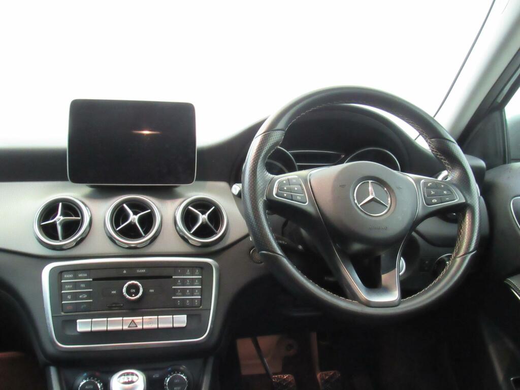 Mercedes-Benz GLA Class Gla 200 Amg Line D Grey #12