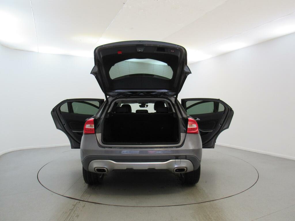 Mercedes-Benz GLA Class Gla 200 Amg Line D Grey #25