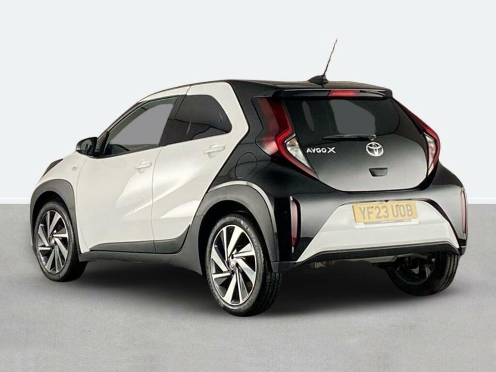Toyota Aygo X 1.0 Vvt-i Edge White #5
