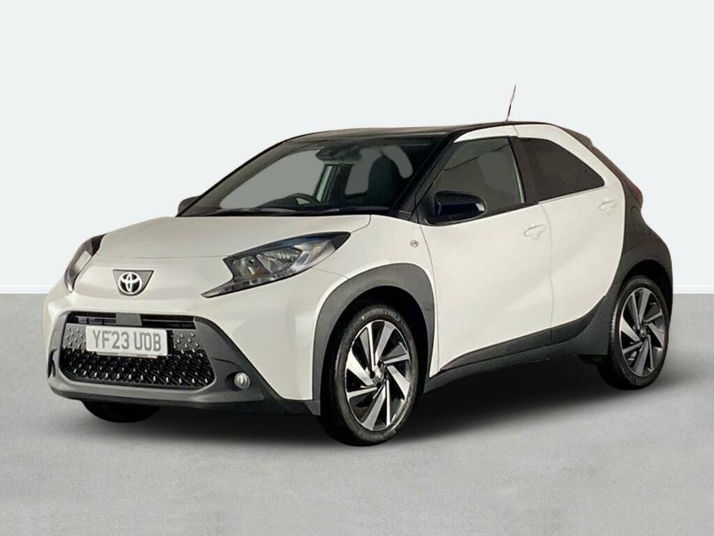 Toyota Aygo X Pure Silver #7