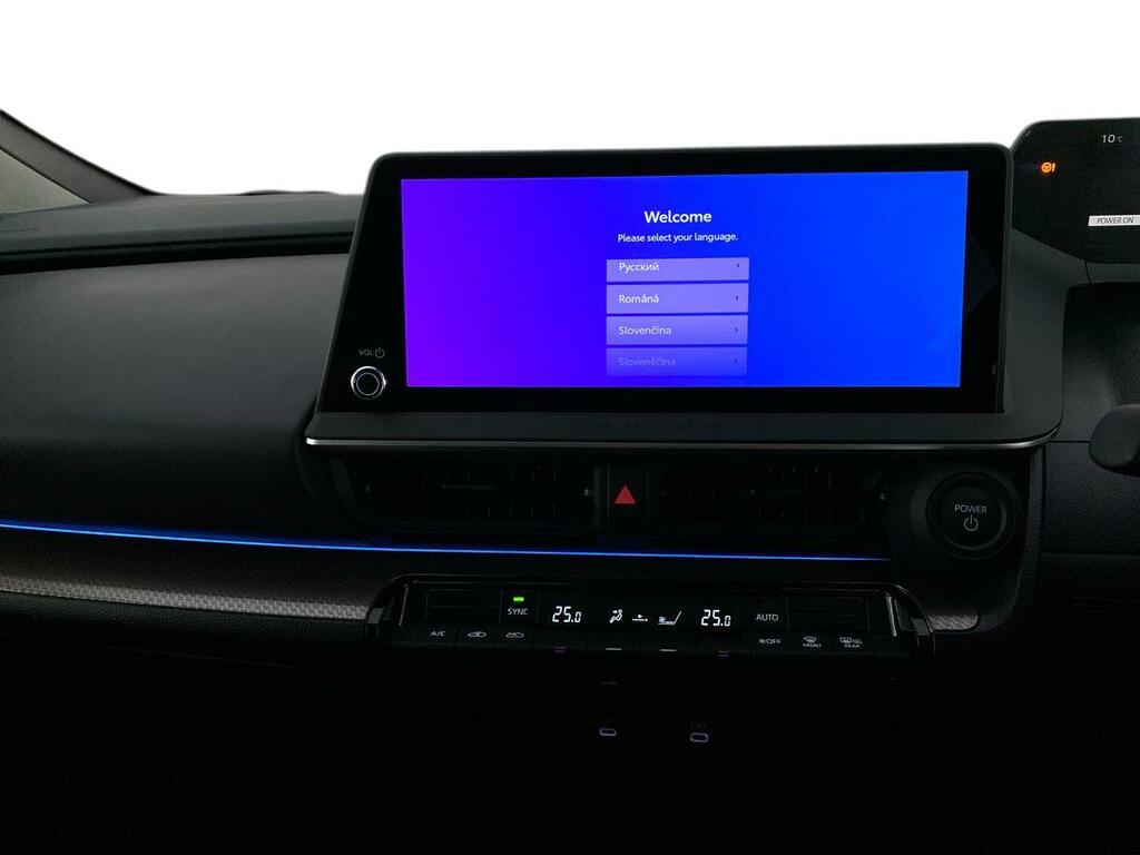 Toyota Prius 2.0 Phev Design Cvt  #10
