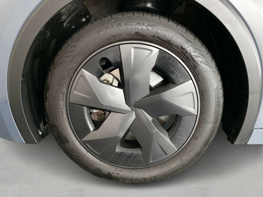 Toyota Prius 2.0 Phev Design Cvt  #25