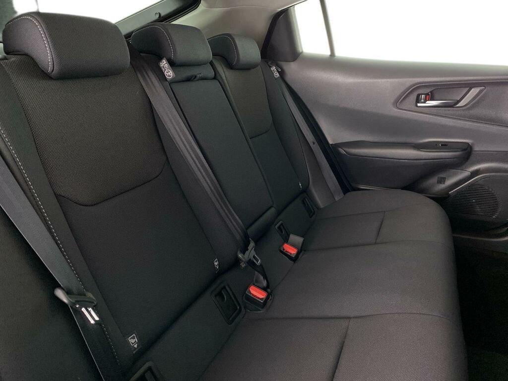 Toyota Prius 2.0 Phev Design Cvt  #15