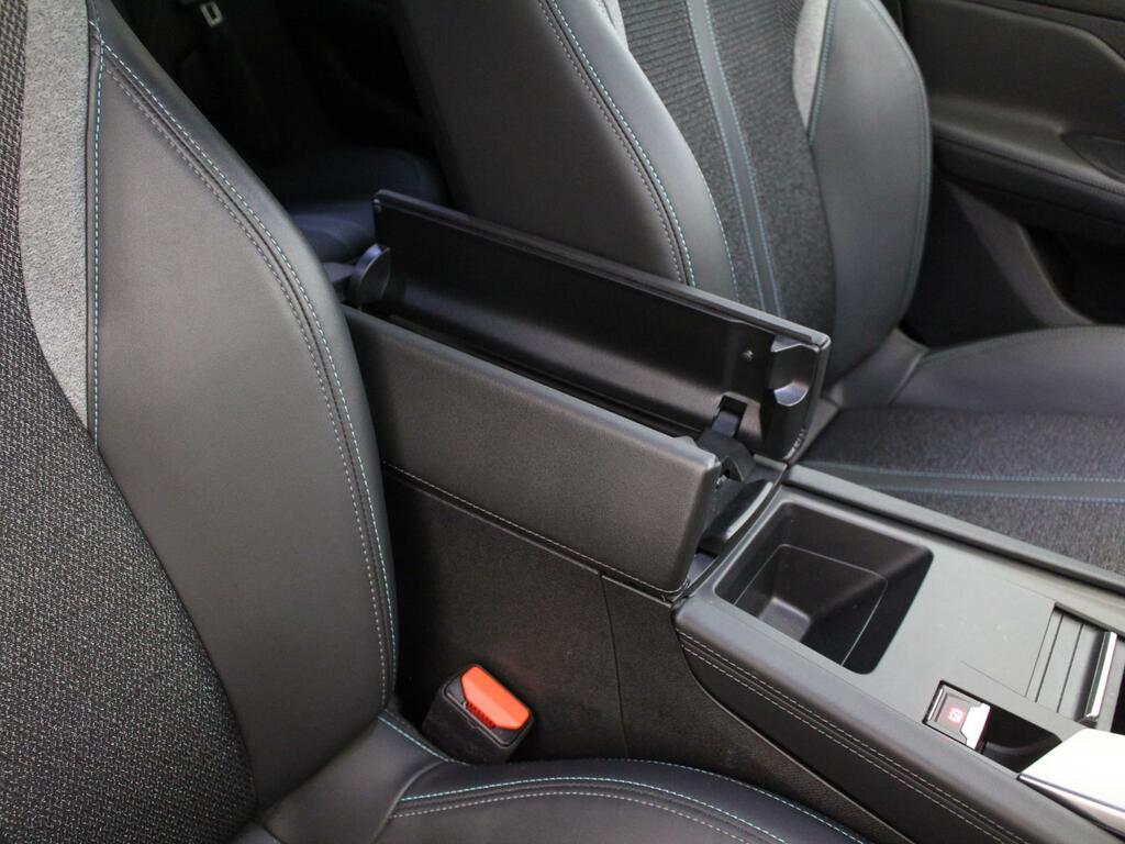 Peugeot 308 Active Premium Green #32