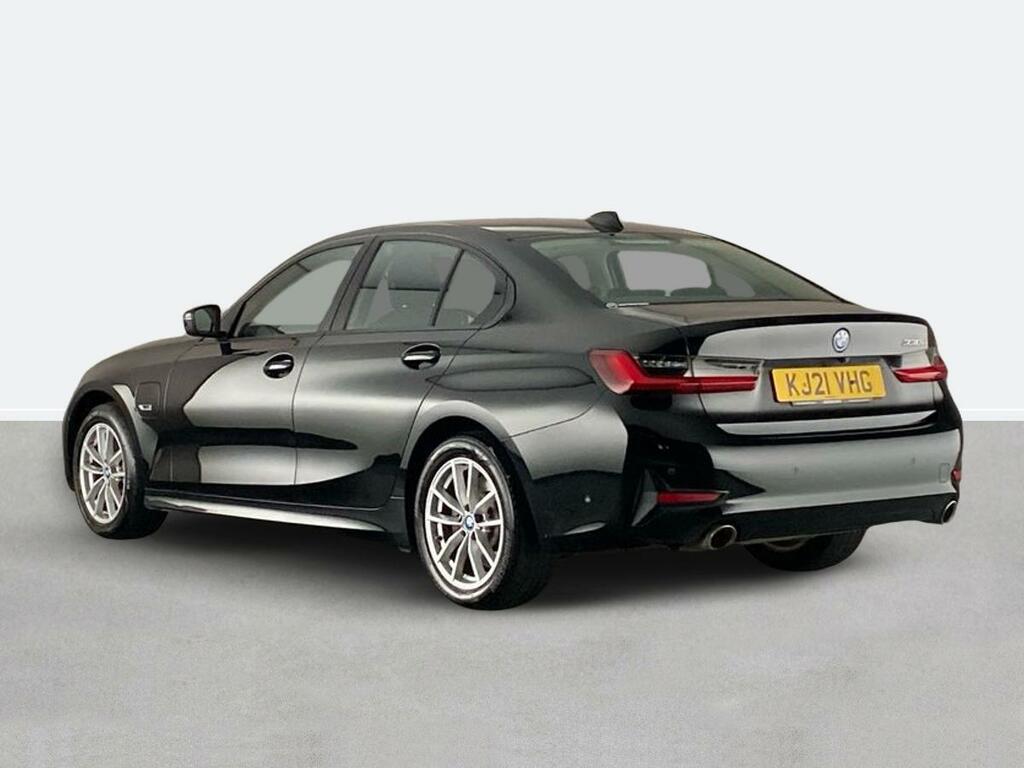 BMW 3 Series 330E Se Pro Step KJ21VHG Black #5