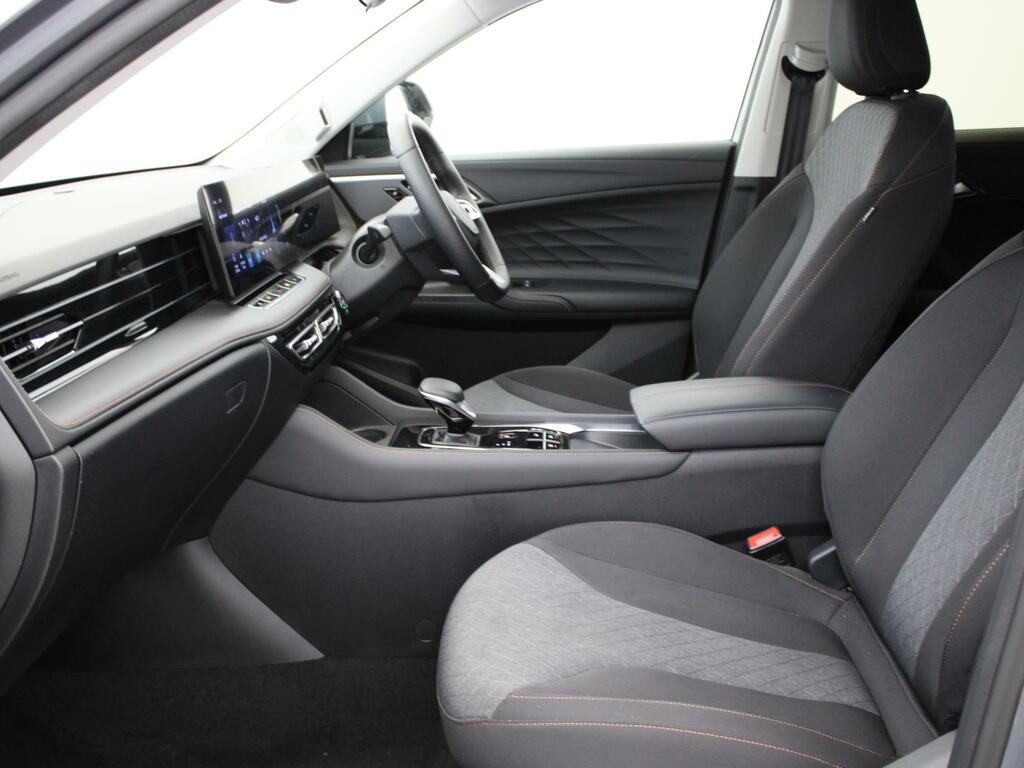 MG HS 1.5 T-gdi Phev Trophy Silver #9