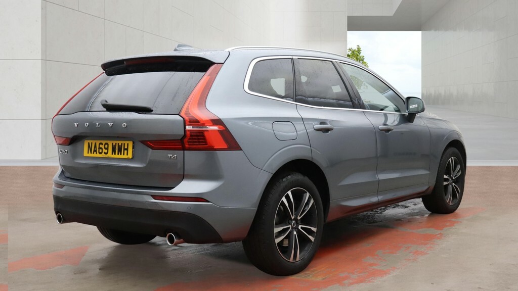 Volvo XC60 D4 Momentum Grey #4