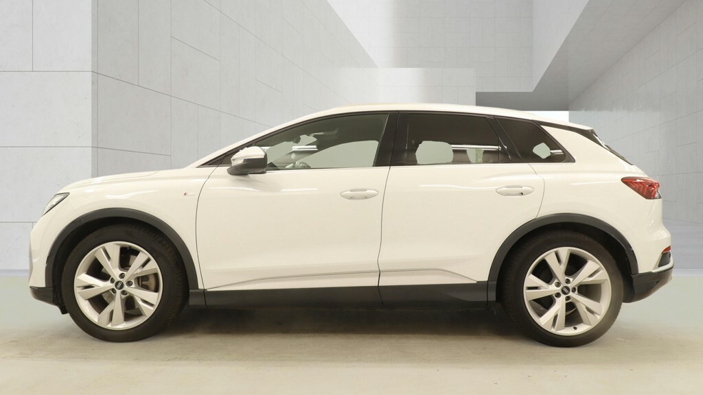 Audi Q4 E Tron 150Kw 40 82Kwh S Line White #6